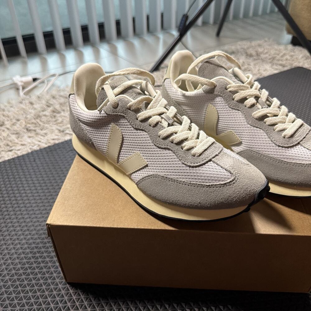 VEJA Rio Branco Alveomesh Womens Sneakers Sz 8 Light Gray New in Box